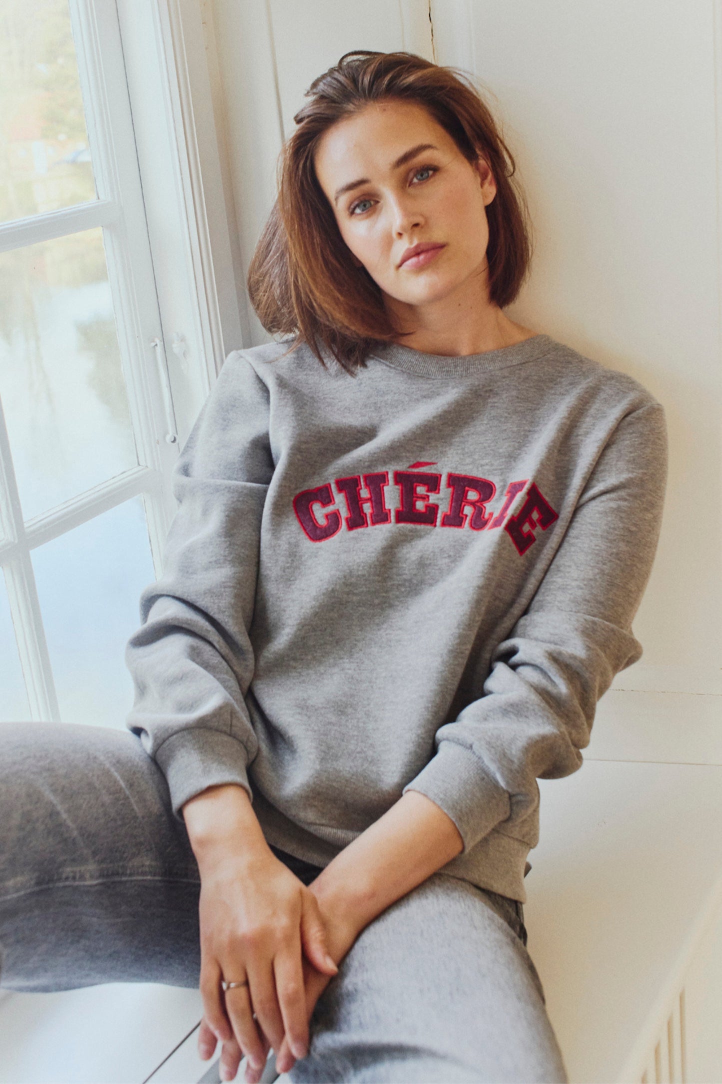 CHÉRIE – Zachte damestrui met Franse flair