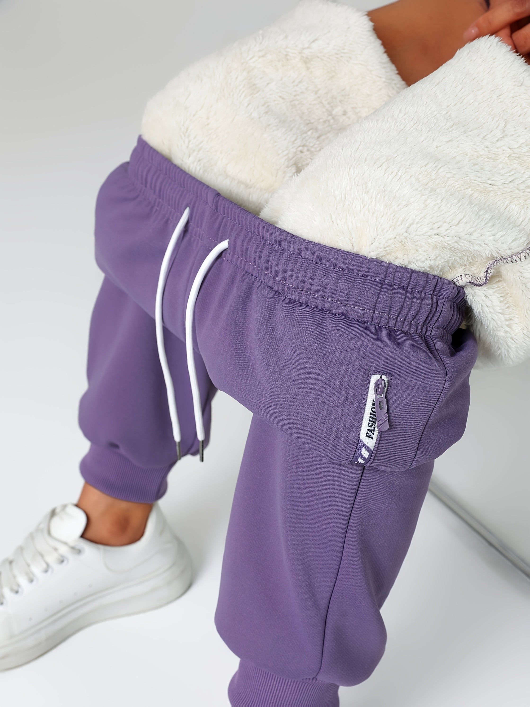 Dames Thermische Winterbroek – Winddicht, Elastische Taille & Getaperte Pijp, Wit/Zwart